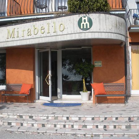 Hotel Mirabello ซีร์มิโอเน ภายนอก รูปภาพ